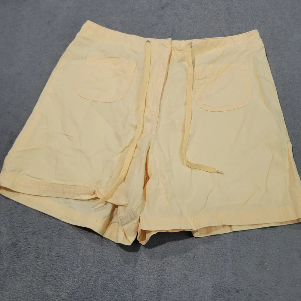 White Stag Shorts Women 8 Yellow Cotton Drawstring Elastic Waist Vintage W551421